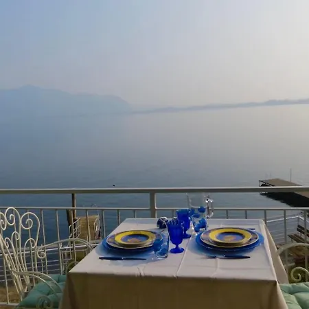 Villa Anastasye Your Lakefront Vacation Rental Predore Exterior photo