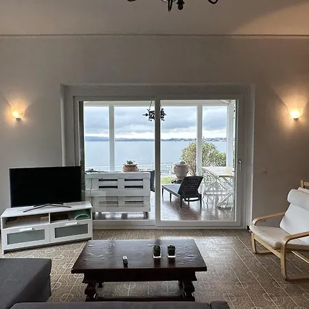 Villa Anastasye Your Lakefront Vacation Rental Predore Room photo