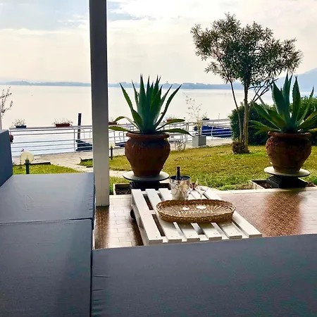Villa Anastasye Your Lakefront Vacation Rental Predore Room photo