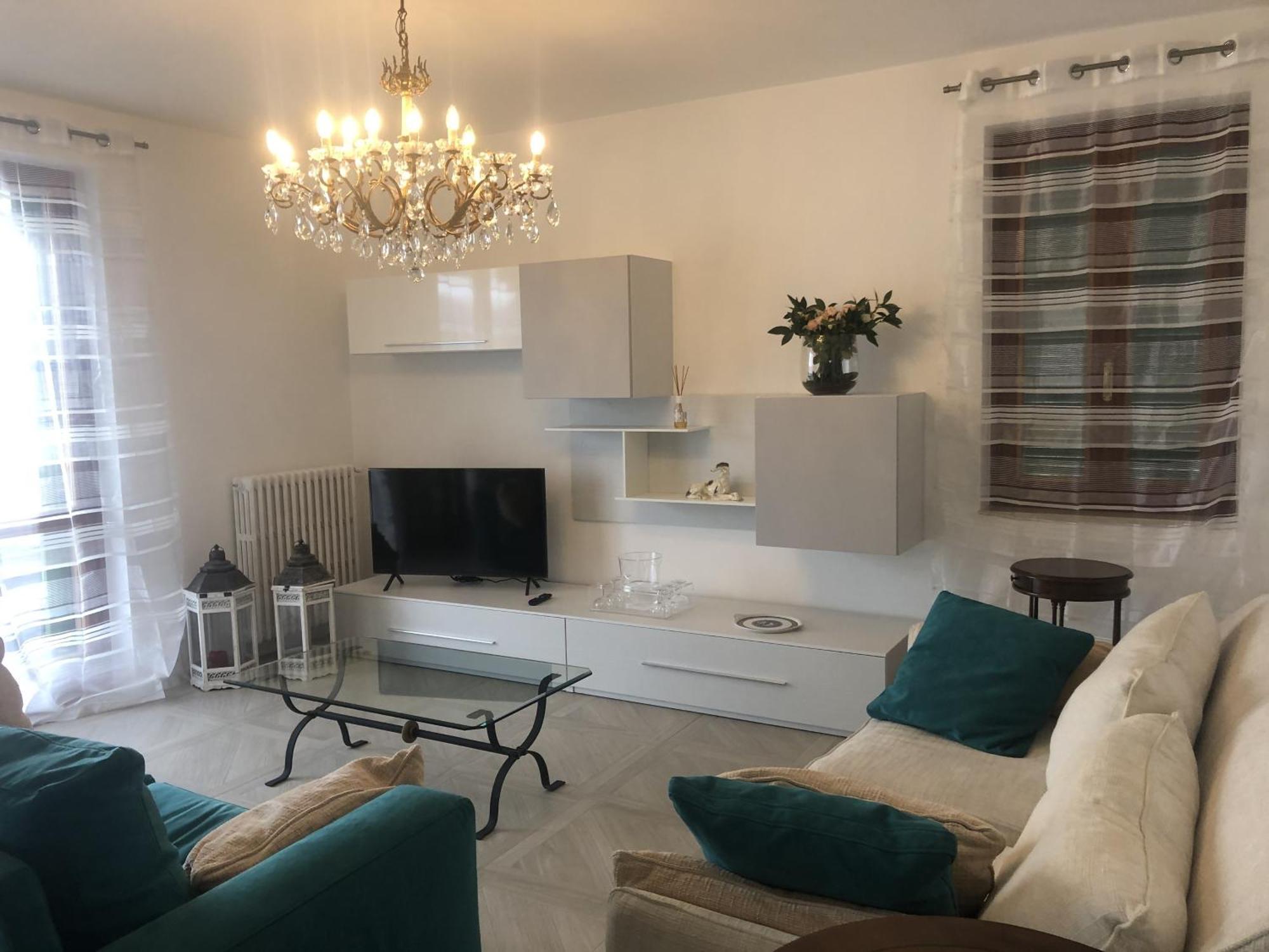 Anastasye Your Lakefront Vacation Holiday home Predore