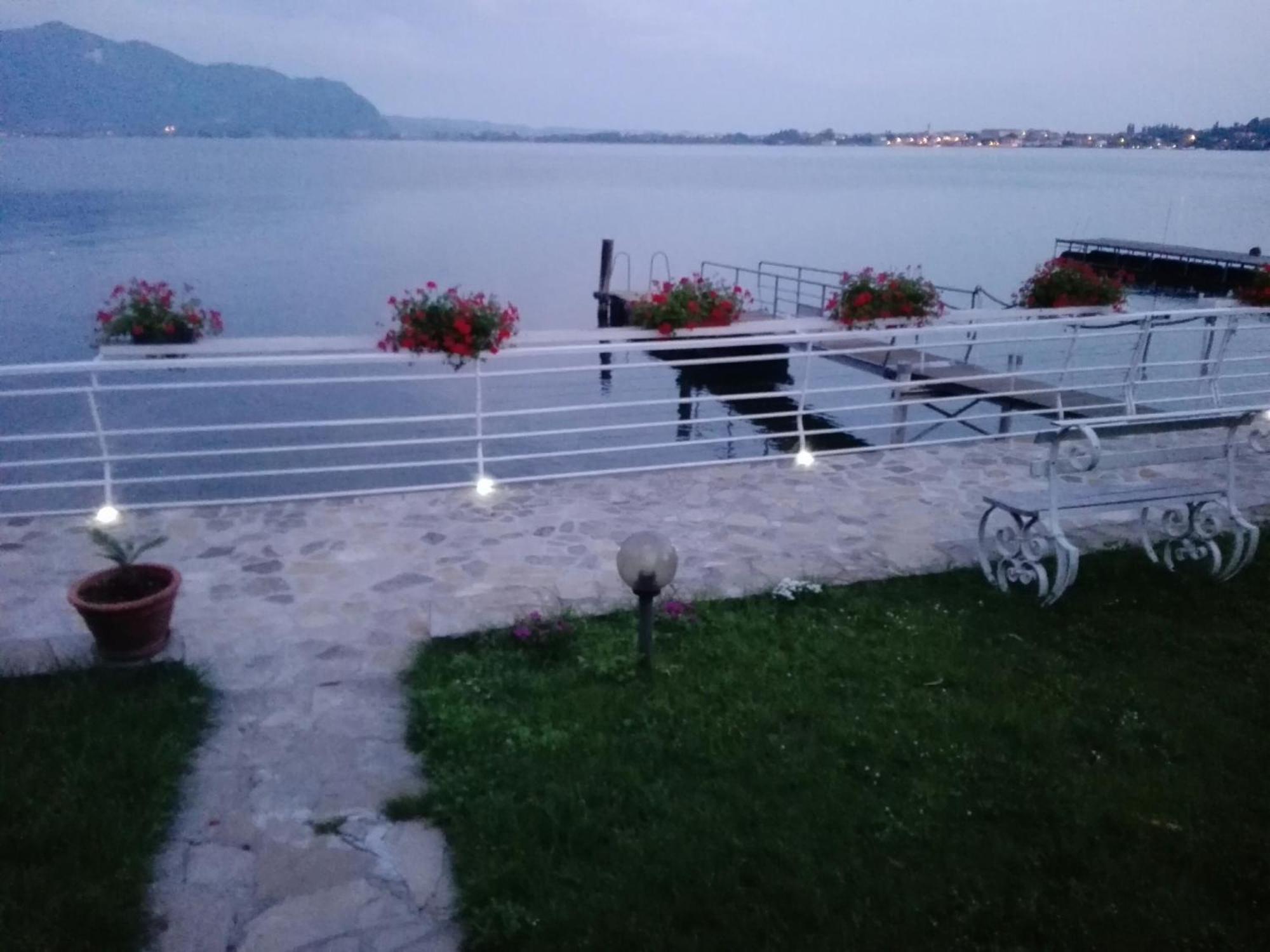 Anastasye Your Lakefront Vacation Holiday home Predore